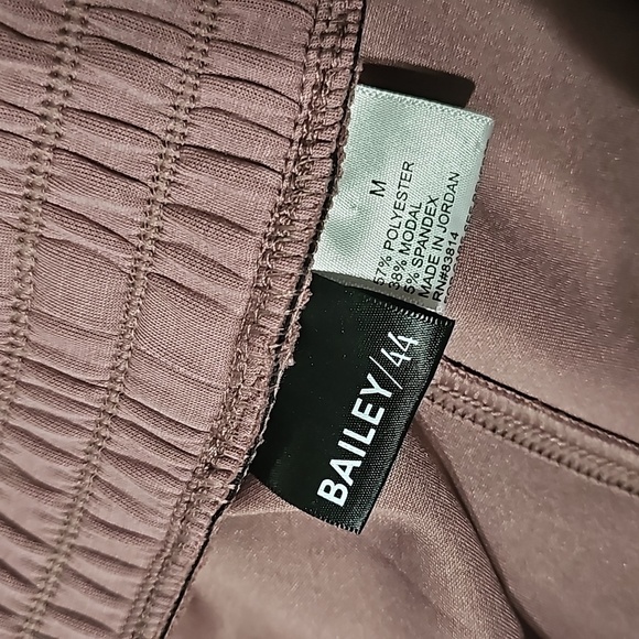 Bailey‎ 44 Lavender Soft Pants Size Medium - Picture 3 of 4